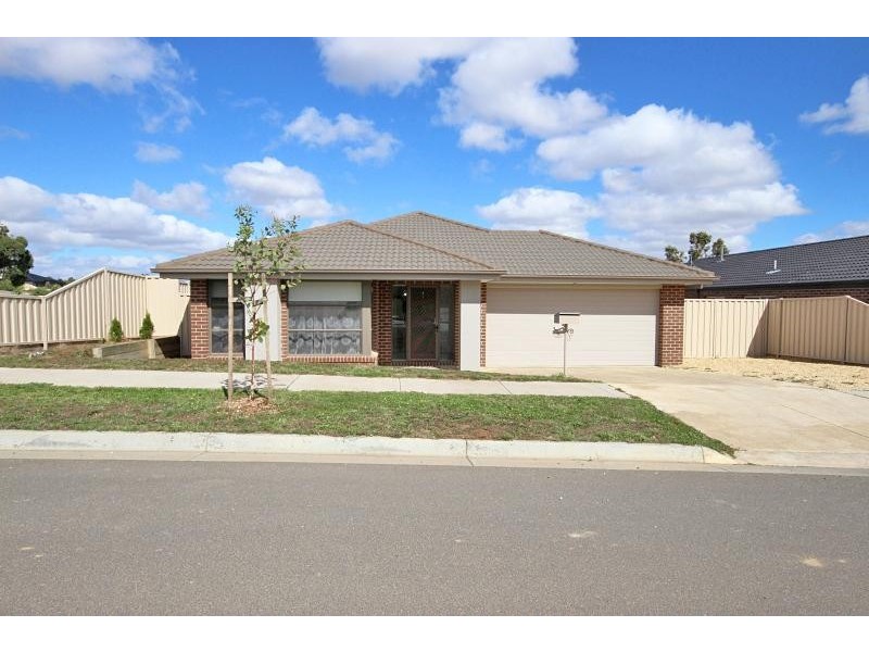 36 Kirby Avenue, Canadian VIC 3350