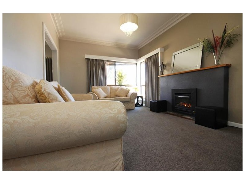 10 Mathilda Street, Wendouree VIC 3355