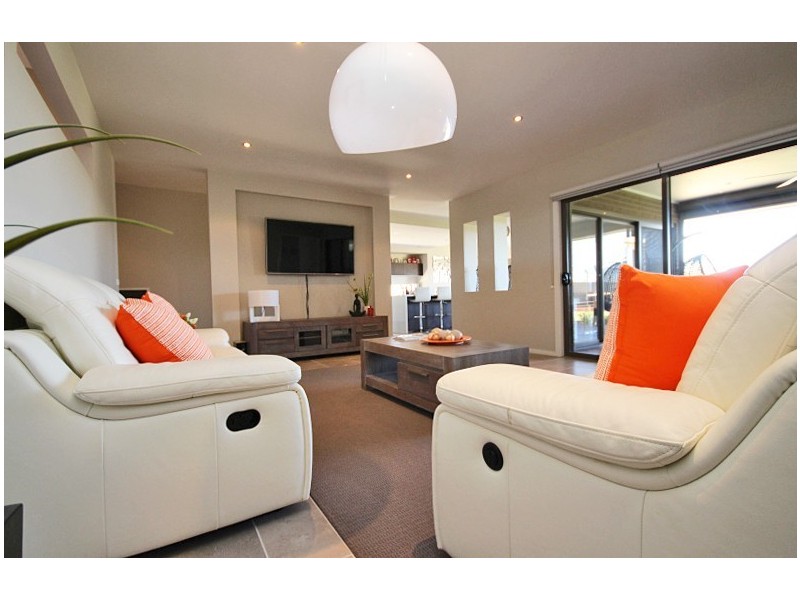 12 Cuzens Road, Alfredton VIC 3350