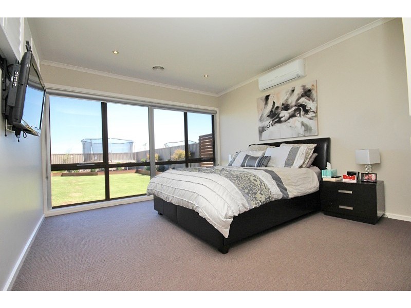 12 Cuzens Road, Alfredton VIC 3350