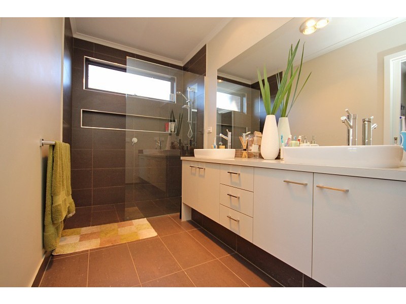 12 Cuzens Road, Alfredton VIC 3350