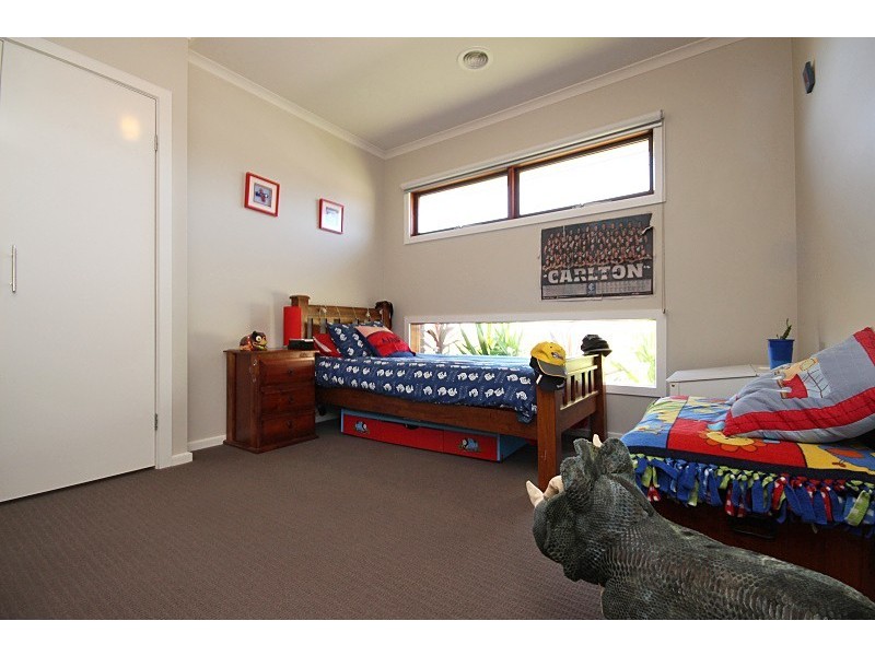 12 Cuzens Road, Alfredton VIC 3350