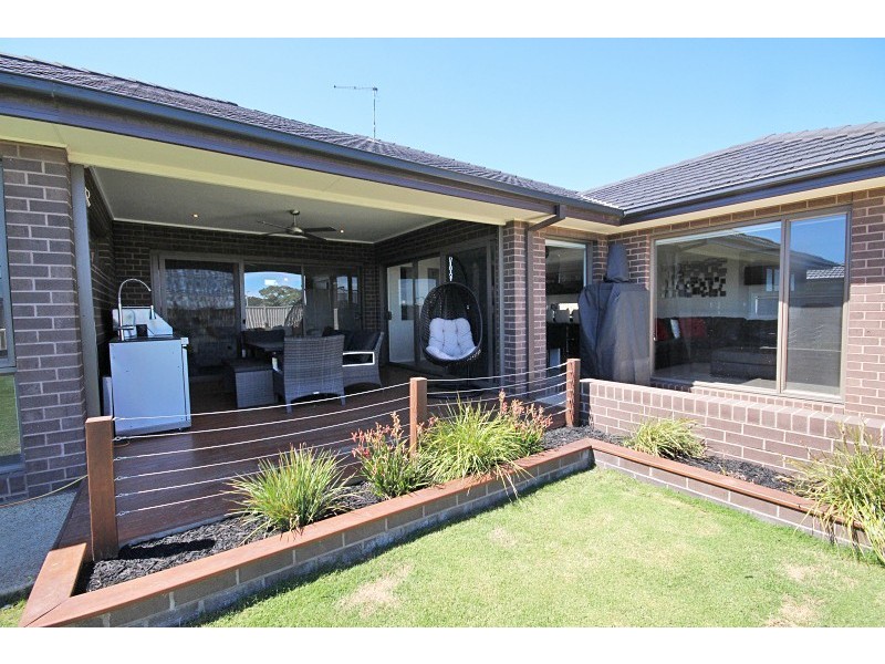 12 Cuzens Road, Alfredton VIC 3350