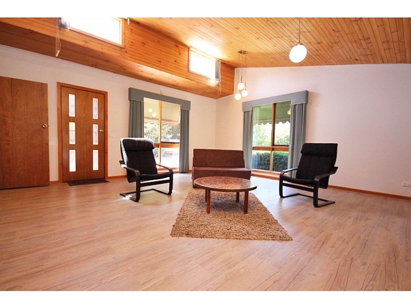 74 Longley Street, Alfredton VIC 3350