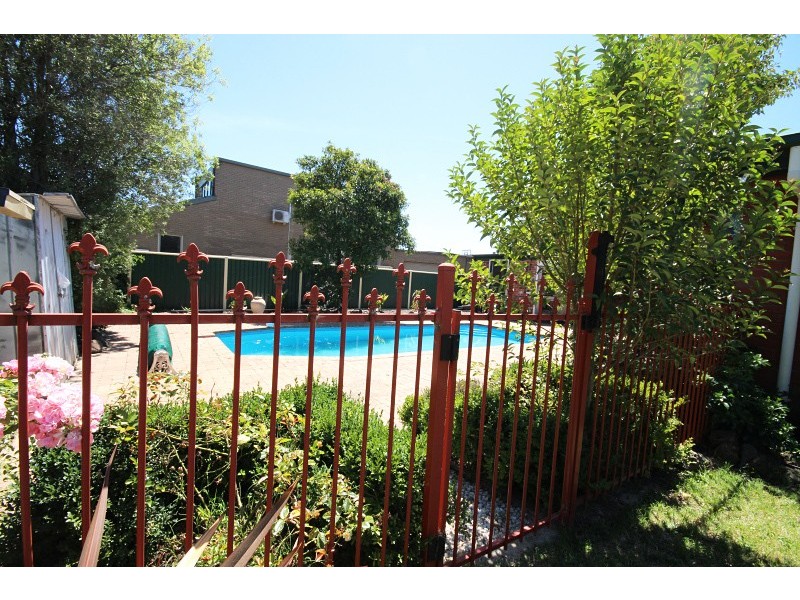 74 Longley Street, Alfredton VIC 3350