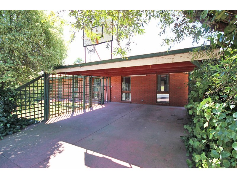 74 Longley Street, Alfredton VIC 3350