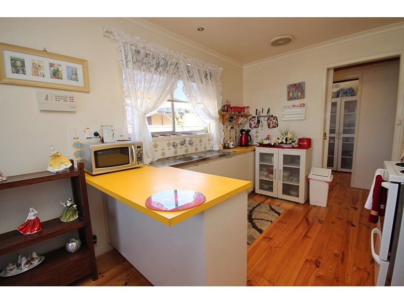 260 Learmonth Road, Wendouree VIC 3355