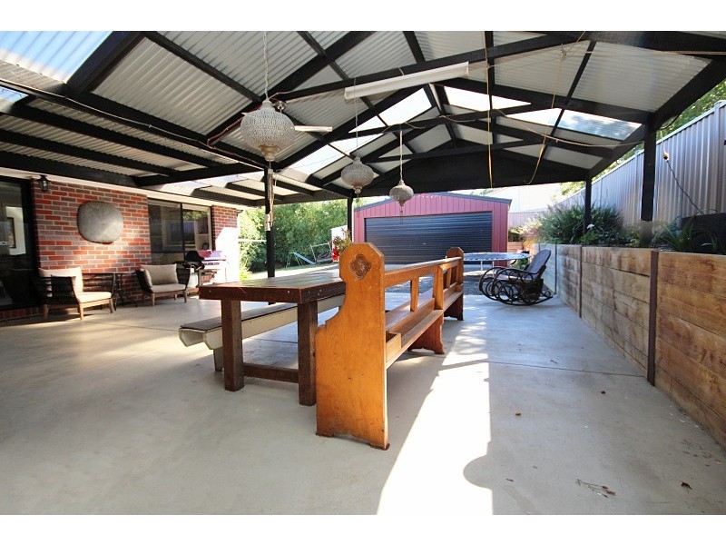 5 McAuley Drive, Brown Hill VIC 3350