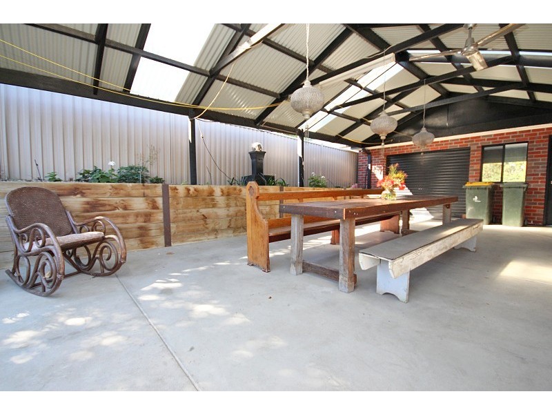 5 McAuley Drive, Brown Hill VIC 3350