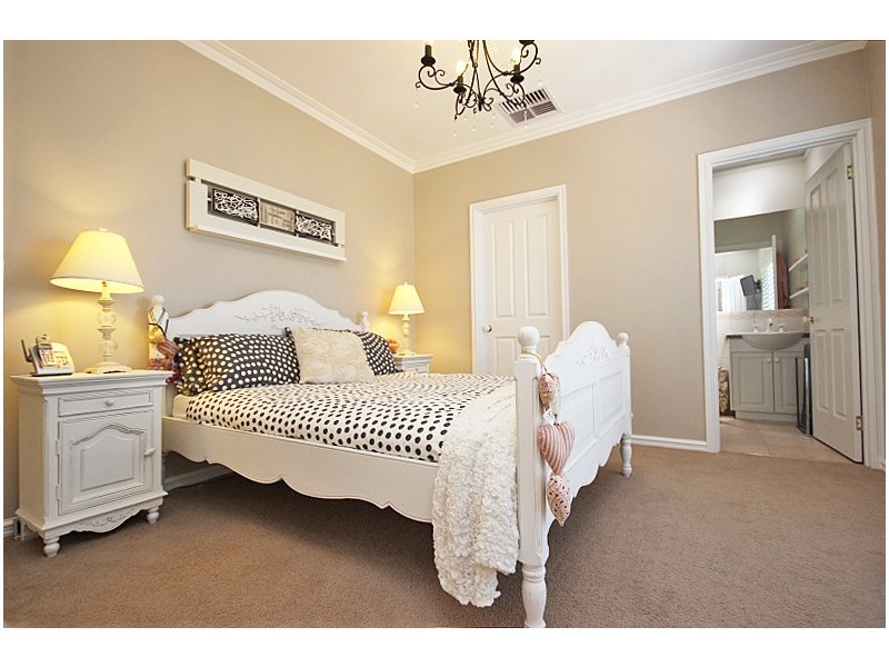 9 Panorama Drive, Black Hill VIC 3350