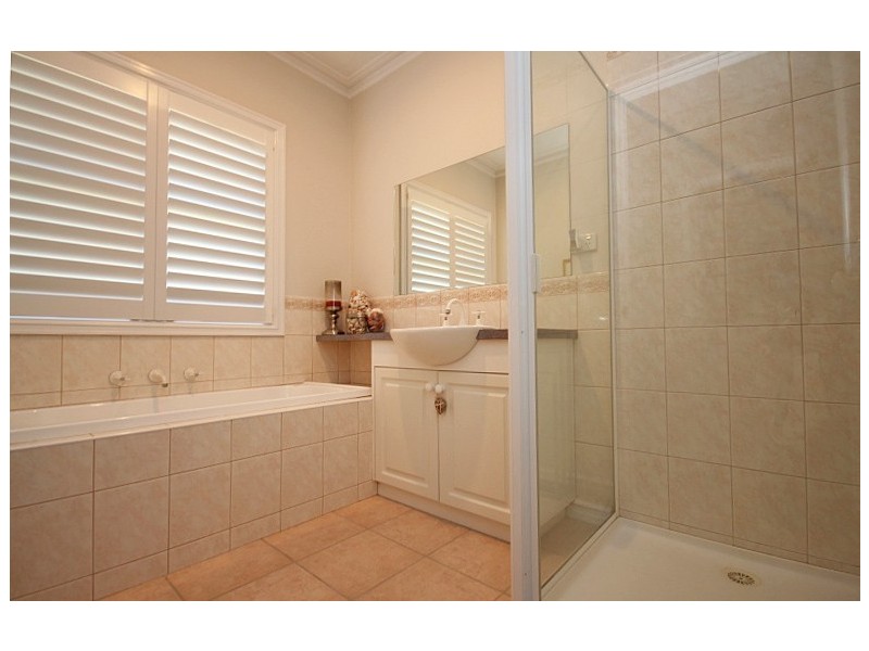 9 Panorama Drive, Black Hill VIC 3350