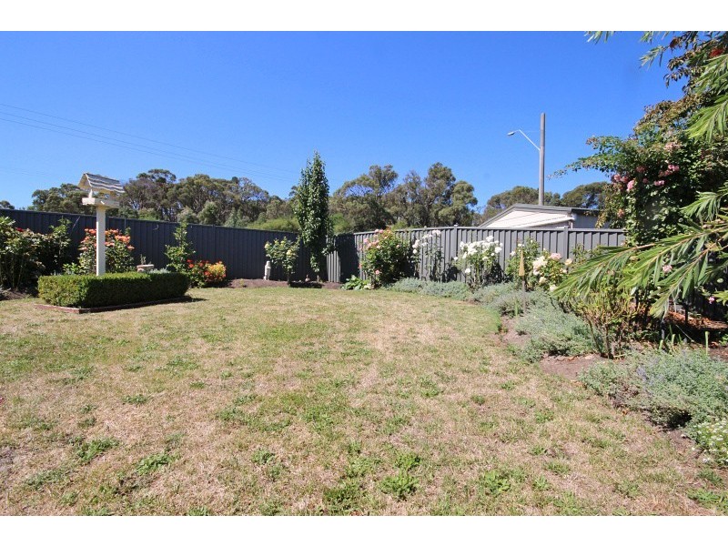 9 Panorama Drive, Black Hill VIC 3350