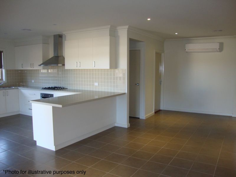 2/30 Dundas Street, Miners Rest VIC 3352
