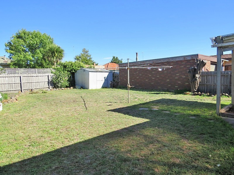 7 Prefect Street, Wendouree VIC 3355
