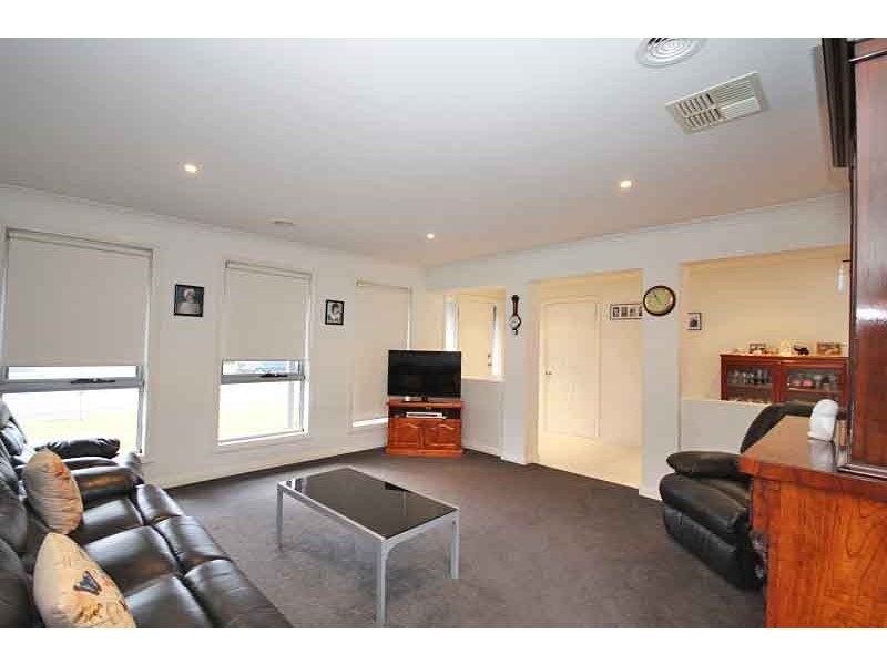 6 Brahman Drive, Delacombe VIC 3356