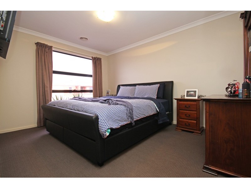 14 Stella Drive, Delacombe VIC 3356