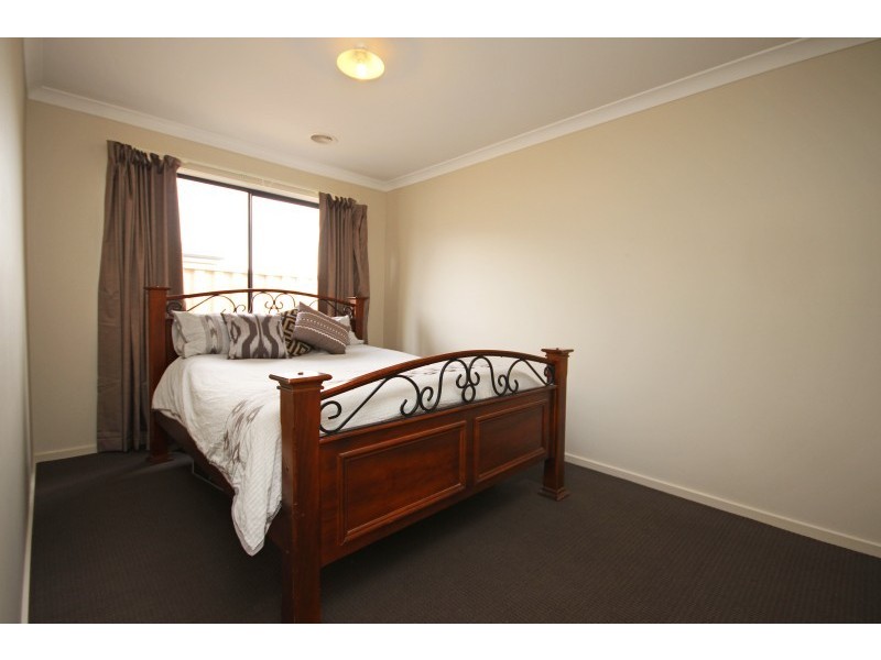 14 Stella Drive, Delacombe VIC 3356