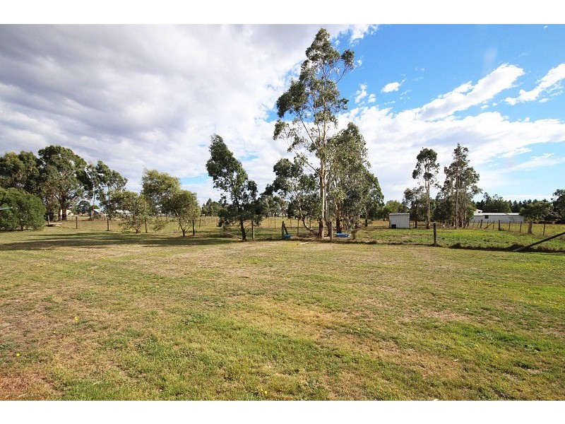 55 Haleys Road, Ross Creek VIC 3351
