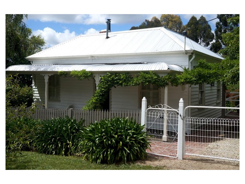 3 Fifteenth Street, Hepburn Springs VIC 3461