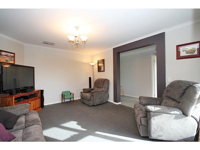 36 Wiltshire Lane, Delacombe VIC 3356