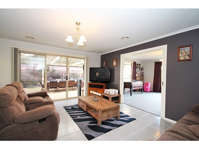 36 Wiltshire Lane, Delacombe VIC 3356