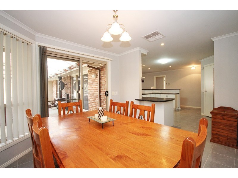 36 Wiltshire Lane, Delacombe VIC 3356