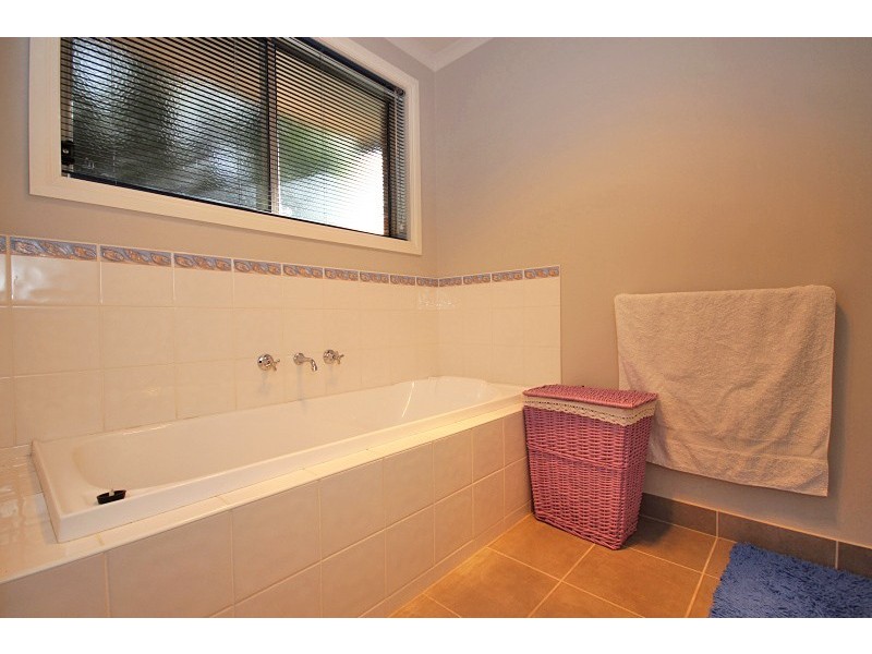 36 Wiltshire Lane, Delacombe VIC 3356