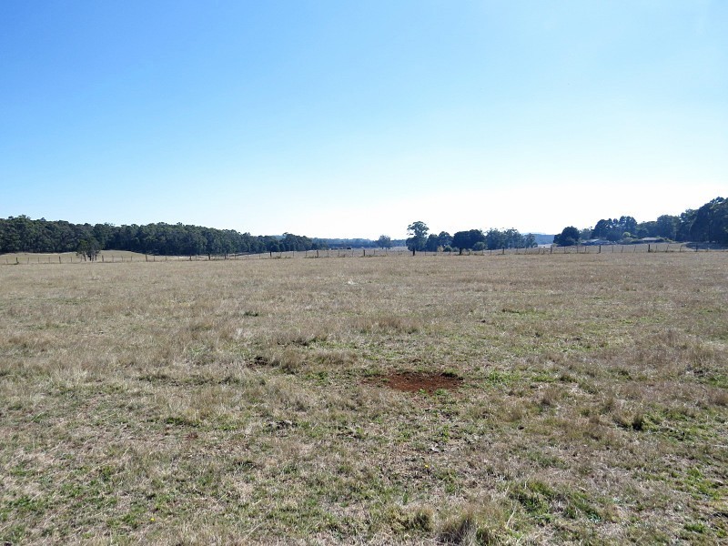 2117 Ballan – Daylesford Road, Leonards Hill VIC 3461