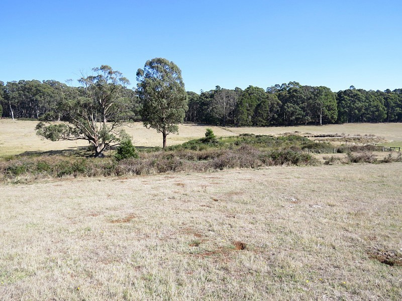 2117 Ballan – Daylesford Road, Leonards Hill VIC 3461