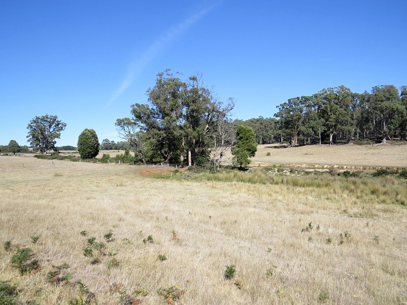 2117 Ballan – Daylesford Road, Leonards Hill VIC 3461