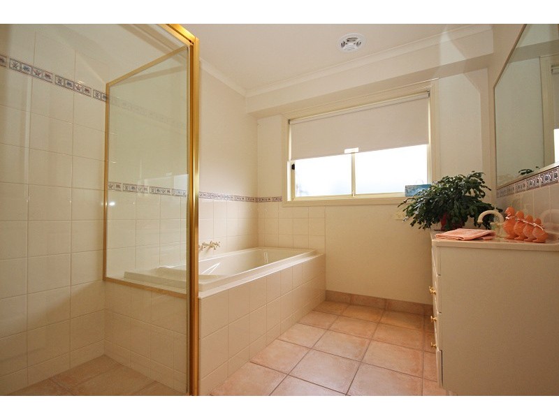 3 Cromer Court, Delacombe VIC 3356