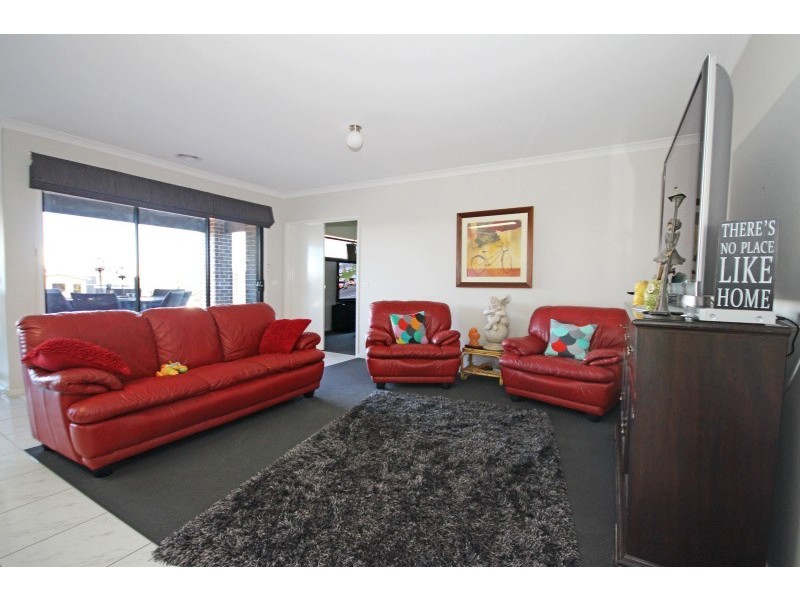 4 Maxwell Street, Cardigan Village VIC 3352