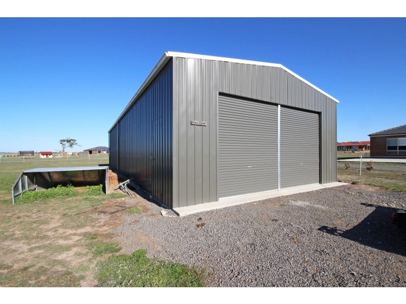 4 Maxwell Street, Cardigan Village VIC 3352