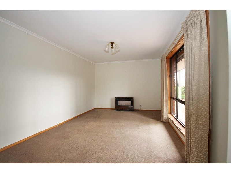 2 King Drive, Sebastopol VIC 3356