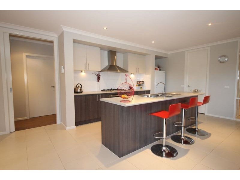 6 Wensleydale Drive, Alfredton VIC 3350