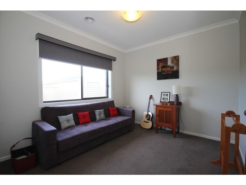 6 Wensleydale Drive, Alfredton VIC 3350