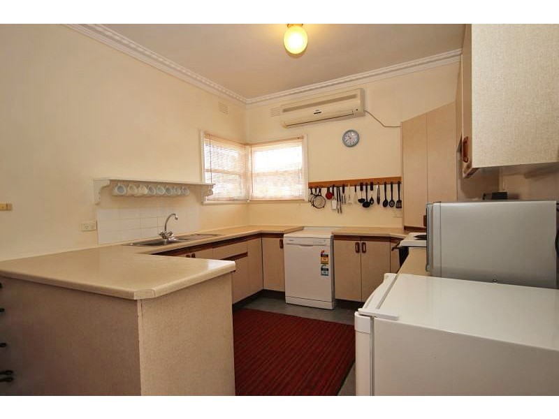 1236 Norman Street, Wendouree VIC 3355