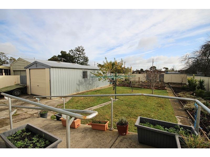 1236 Norman Street, Wendouree VIC 3355