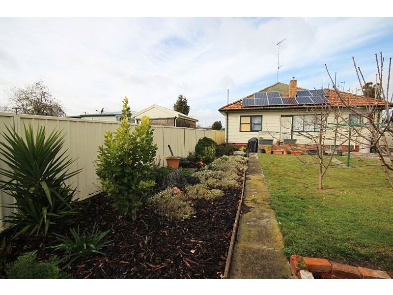 1236 Norman Street, Wendouree VIC 3355