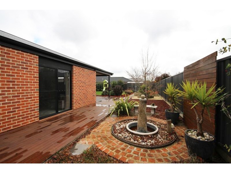 9 Parkhaven Court, Mount Clear VIC 3350