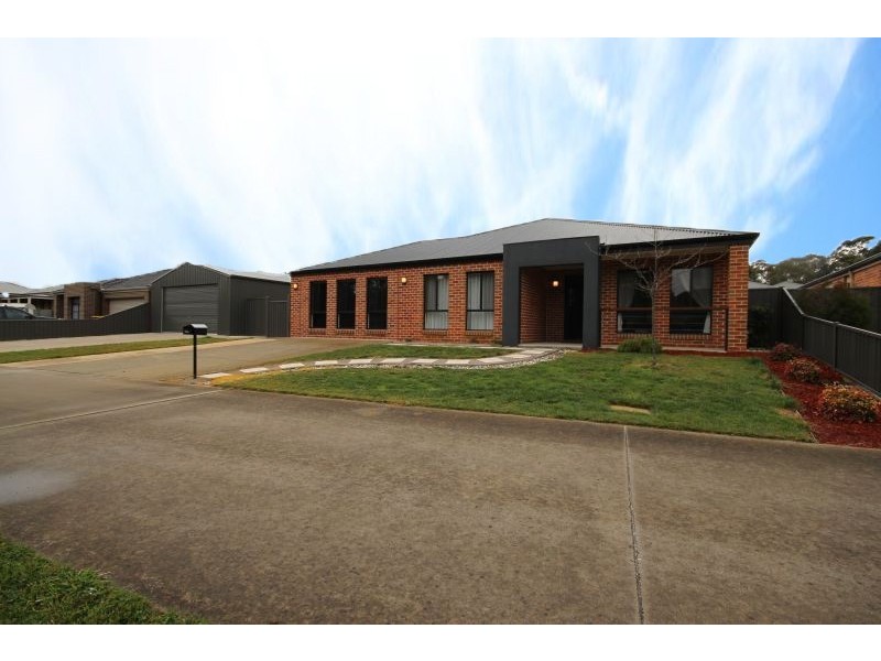 9 Parkhaven Court, Mount Clear VIC 3350