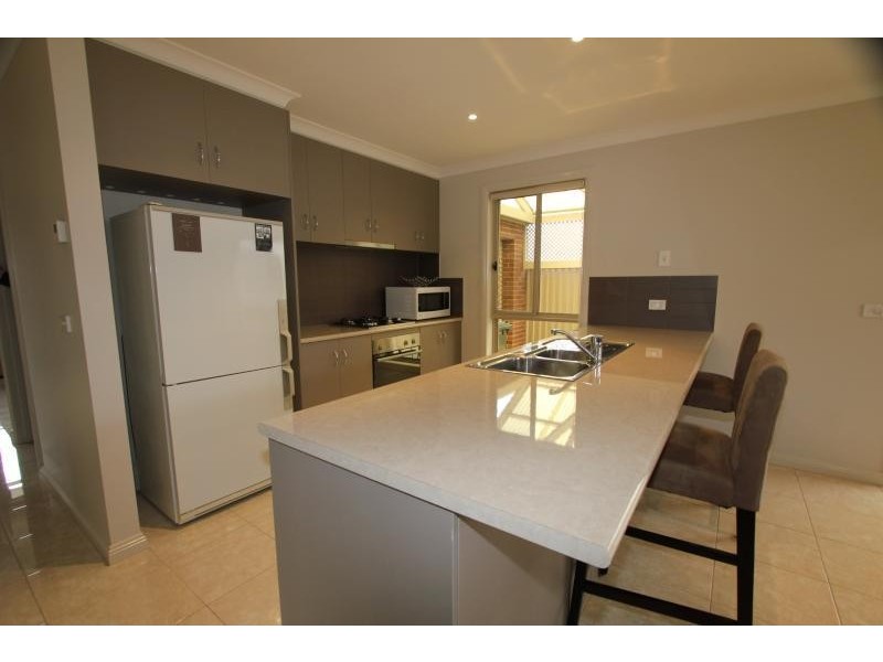 9 Muller Court, Mount Clear VIC 3350