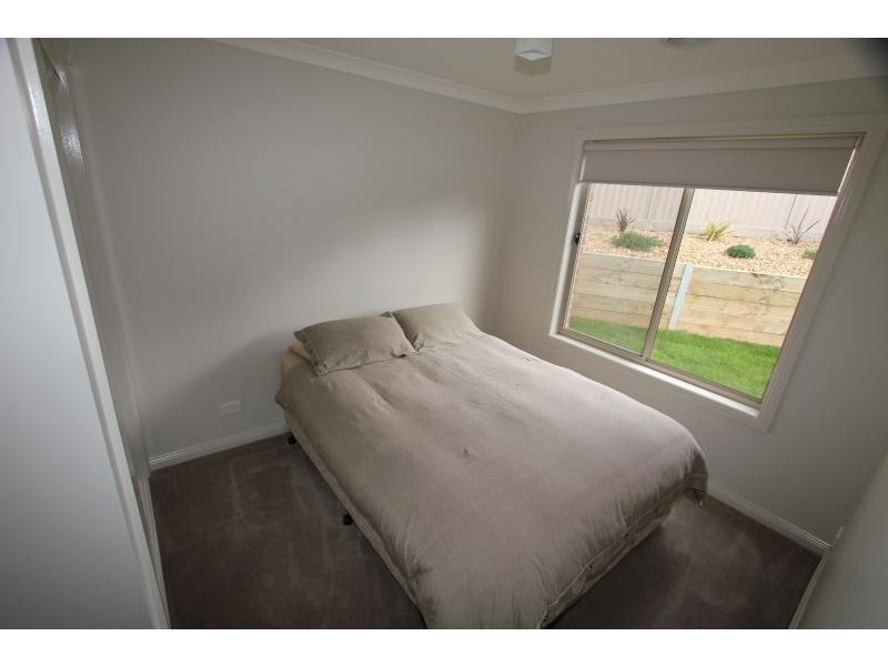 9 Muller Court, Mount Clear VIC 3350