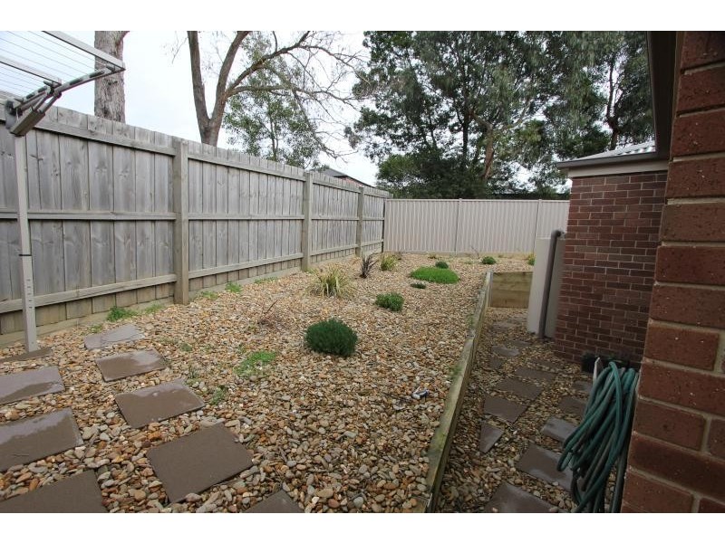 9 Muller Court, Mount Clear VIC 3350