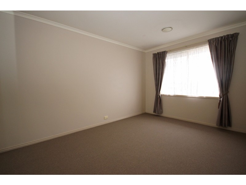 41 Rowan Parade, Wendouree VIC 3355