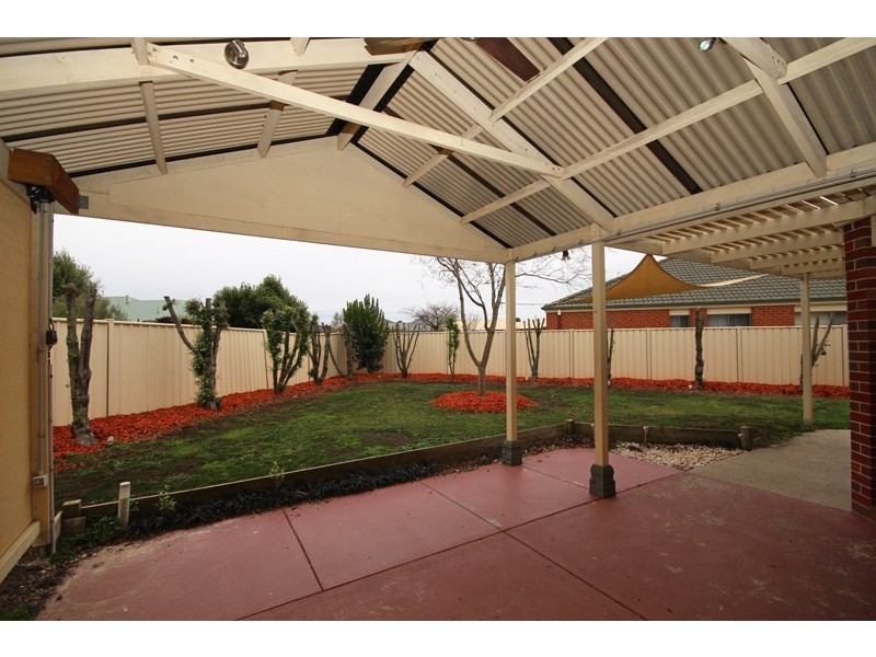 41 Rowan Parade, Wendouree VIC 3355