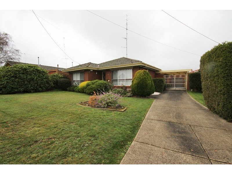 54 Park Street, Wendouree VIC 3355