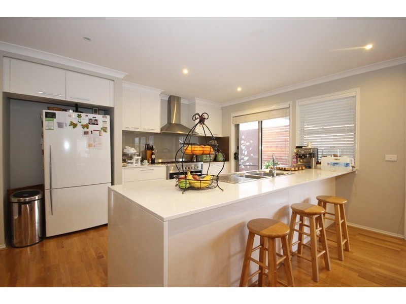 37 The Ridge, Delacombe VIC 3356