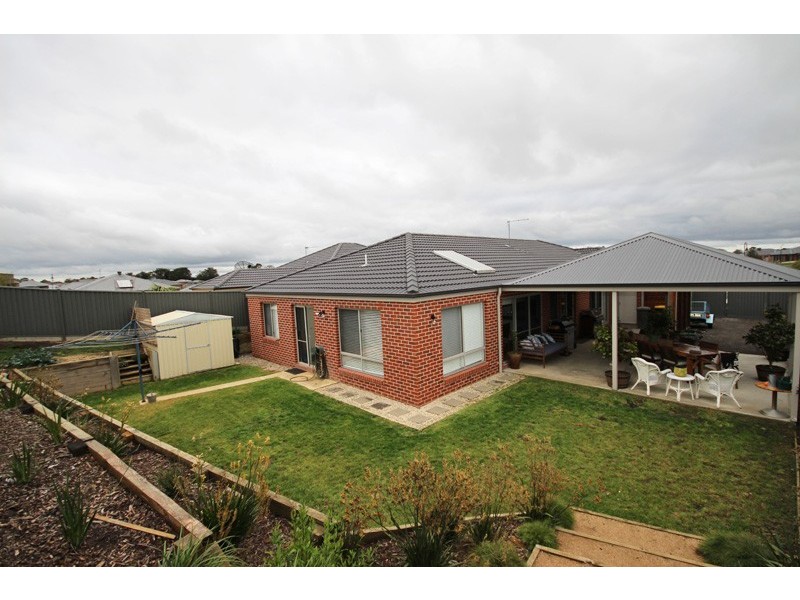 37 The Ridge, Delacombe VIC 3356