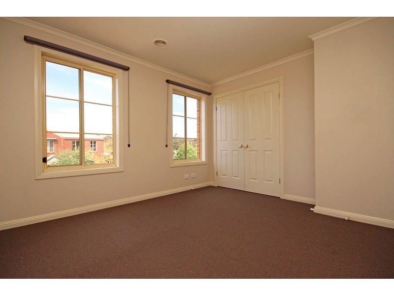 11 Eureka Gardens, Ballarat VIC 3350